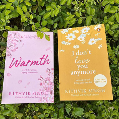 Warmth + I Don't Love You Anymore [Free Bookmark Inside](Paperback, Rithvik Singh)