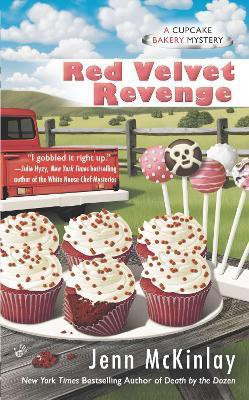 Red Velvet Revenge(English, Paperback, McKinlay Jenn)