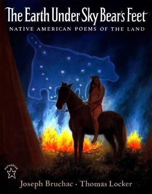 The Earth under Sky Bear's Feet(English, Paperback, Bruchac Joseph)