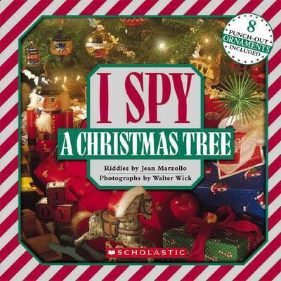 I Spy a Christmas Tree(English, Hardcover, Marzollo Jean)