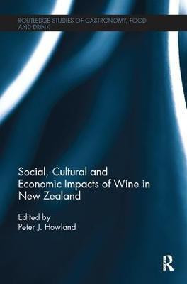 Social, Cultural and Economic Impacts of Wine in New Zealand.(English, Paperback, unknown)