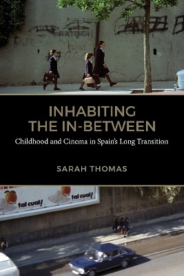 Inhabiting the In-Between(English, Electronic book text, Thomas Sarah)