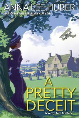 Pretty Deceit(English, Paperback, Huber Anna Lee)