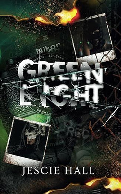 Green Light(Paperback, Jescie Hall)