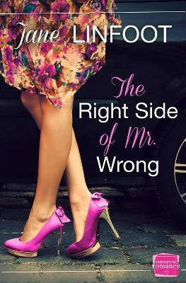 The Right Side of Mr Wrong(English, Paperback, Linfoot Jane)
