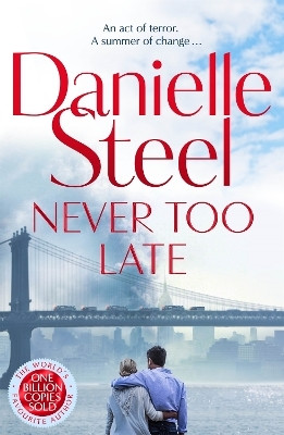 Never Too Late(English, Hardcover, Steel Danielle)