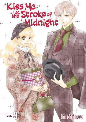 Kiss Me At The Stroke Of Midnight 9(English, Paperback, Mikimoto Rin)