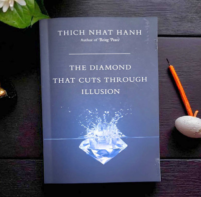 The Diamond That Cuts Through Illusion(Paperback, Hanh Thich Nhat)