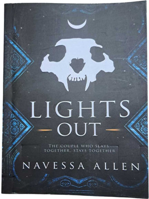 LIGHTS OUT(Paperback, Allen Navessa)