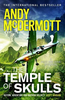The Temple of Skulls (Wilde/Chase 16)(English, Paperback, McDermott Andy)
