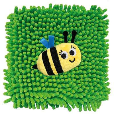 Buzzy Bee(English, Board book, Simpson Annie)