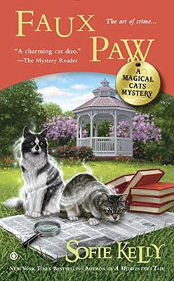 Faux Paw(English, Paperback, Kelly Sofie)
