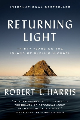Returning Light(English, Paperback, Harris Robert L)