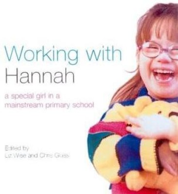 Working With Hannah(English, Paperback, Glass Chris)