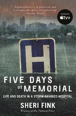 Five Days at Memorial(English, Paperback, Fink Sheri)