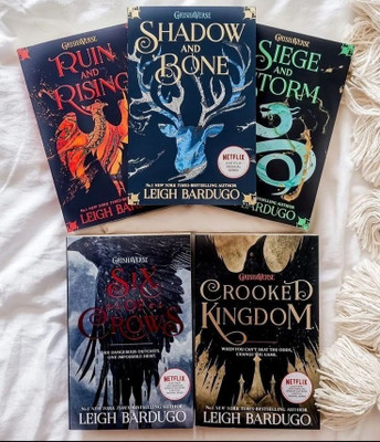 shadowand bone book set and crooked kingdom book set(Paperback, leigh bardugo)