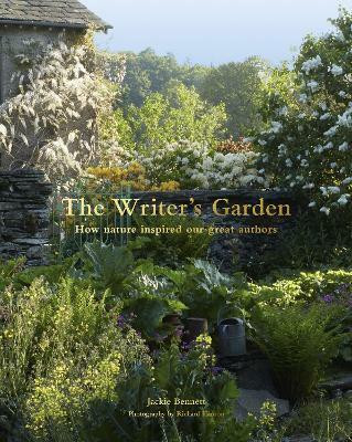 The Writer's Garden(English, Hardcover, Bennett Jackie)