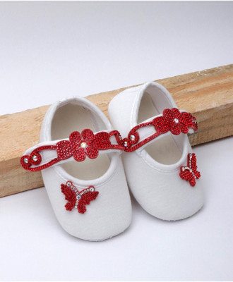 Daizy Daizy light weight booties with style for little feets_white-13 cms Booties(Toe to Heel Length - 13 cm, White)