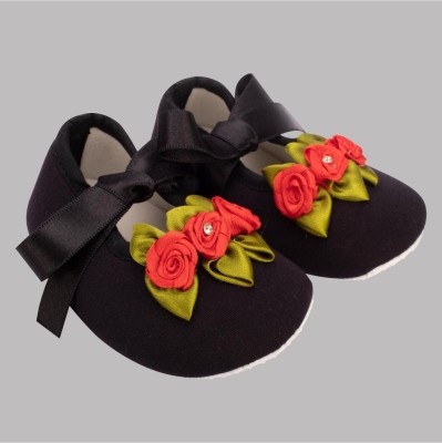 Daizy red flower boty_black Booties(Toe to Heel Length - 13 cm, Black)