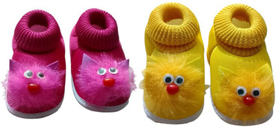 Trecify 0 To 12 Months Baby Boys & Baby Girls Soft Velvet Cute Booties(Toe to Heel Length - 12 cm, Pink, Yellow)