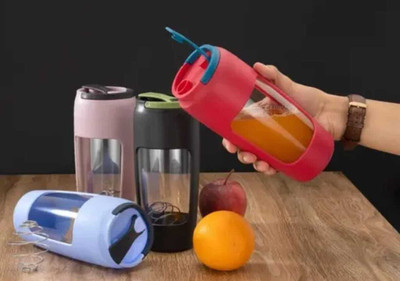 sk bazaar 700 ml Plastic Shaker(Pack of 1, Pink)