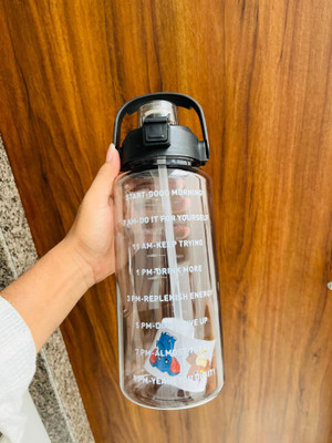 HUJOO ENTERPRISES 2000 ml Plastic Sipper(Pack of 1, Black)