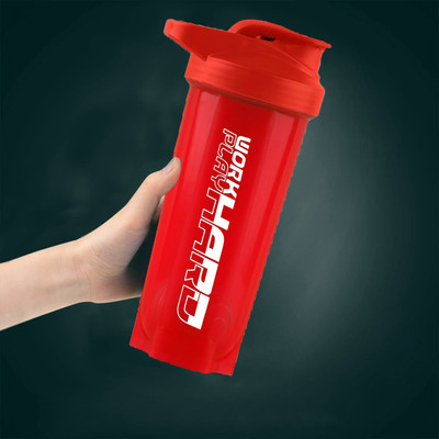 IMPHI 700 ml Plastic Shaker(Pack of 1, Red)