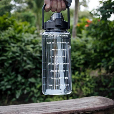 Stysol 2000 ml Plastic Sipper(Pack of 1, Black)