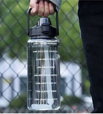 S y traders 2000 ml Plastic Sipper(Pack of 1, Black)