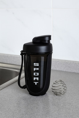 Dwarkesh 600 ml Plastic Shaker(Pack of 1, Black)