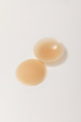 Budieggs Reusable Adhesive-Free Silicone Nipple Covers Silicone Peel and Stick Bra Pads(Beige Pack of 1)