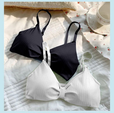 Comfy Secret 3337-blk/wht-32 Women Everyday Lightly Padded Bra(Multicolor)
