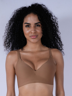 SOIE Padded Non-Wired Full-Coverage Seamless Sports Bra with Criss-Cross Back Women Full Coverage Lightly Padded Bra(Brown)