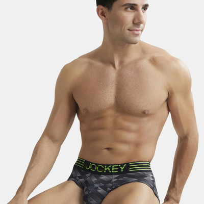 JOCKEY Men MM07 Breathable Microfiber Mesh with StayDry Tech Brief