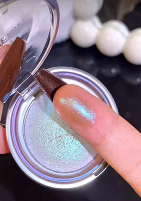 Latixmat Baked Highlighter for Radiant Glow(Pearl White)