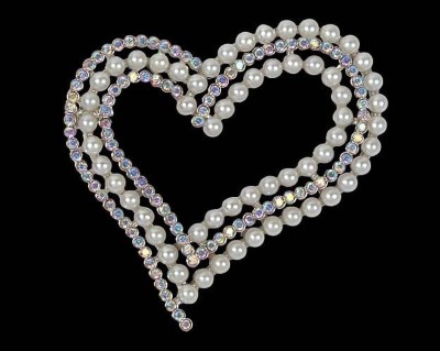 David Klein Pearl Rhinestone Beads Heart Shape brooch pin for All-time Fashion Accessories Brooch(Silver)