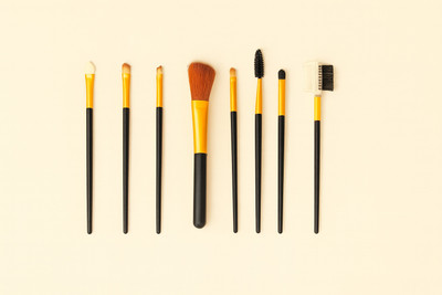 NODANZA Premium Makeup Brush Set – Soft Bristles (Black & Gold)(Pack of 8)