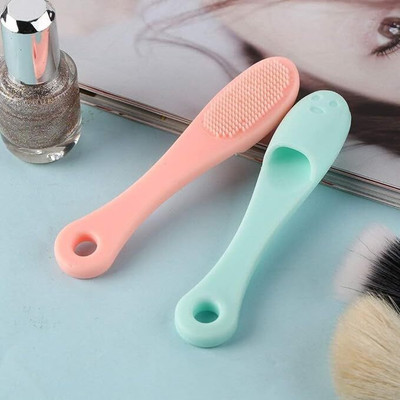 KDG TREADS Blackhead Remover Facial Cleansing Pad Face Clean Silicon Brush(Pack of 1)