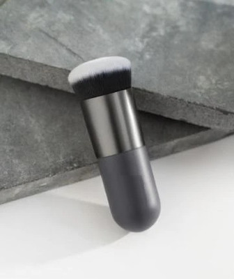 THTC SOFT HAIR FOUNDATION BRUSH...BLENDING LIQUID FOUNDATION(Pack of 1)