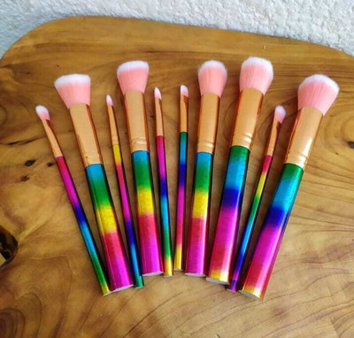 Trendy HIGH QUALITY PROFESSIONAL PACK OF 8 PCS RAINBOW MAKEUP BRUSH SET(Pack of 8)