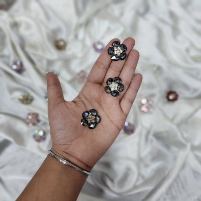 Mohan Shoppe WBTN0363K Metal Buttons(Pack of 3)