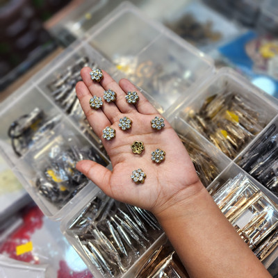Mohan Shoppe WBTN0323B Metal Buttons(Pack of 10)