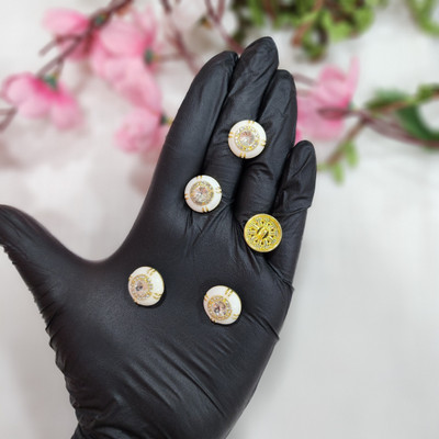 Mohan Shoppe WBTN0329-1 Metal Buttons(Pack of 5)