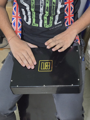 Rhythm Pro Cube JamBox Traveller Cajon Black With Internal Snare Tap & Strap SIZE 30/20/6CM Cajons