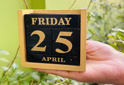 Anabeer Wooden Golden, Black Desk Calendar with Day Date Month Display 2025-2030 Table Calendar(Golden, Black, Wooden Perpetual Calendar)
