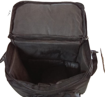 vista manya plus Travel Camera Bag  Camera Bag(Black)