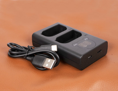 Lamkoti DMW-BLK22 dual type C charger with LCD display for BLK22 battery  Camera Battery Charger(Black)