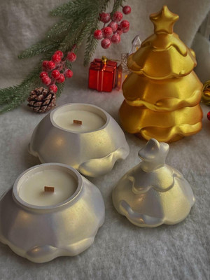 SCENSIA 3 Layered Christmas Tree Jar Scented Candle | Handcrafted Candle Candle(Silver, Pack of 1)