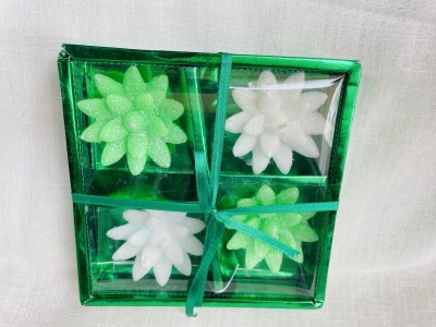 GOZZTOM Flower flotting Sparkle Shade Candles Green n White Combination Candle(White, Green, Pack of 4)