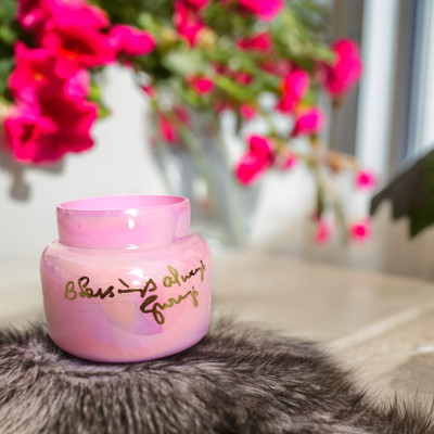 Tickle Cart Jai GURUJI | Guruji Candle with Guruji Swaroop on it |Burn Time 10hr|Size: Small Candle(Pink, Pack of 1)